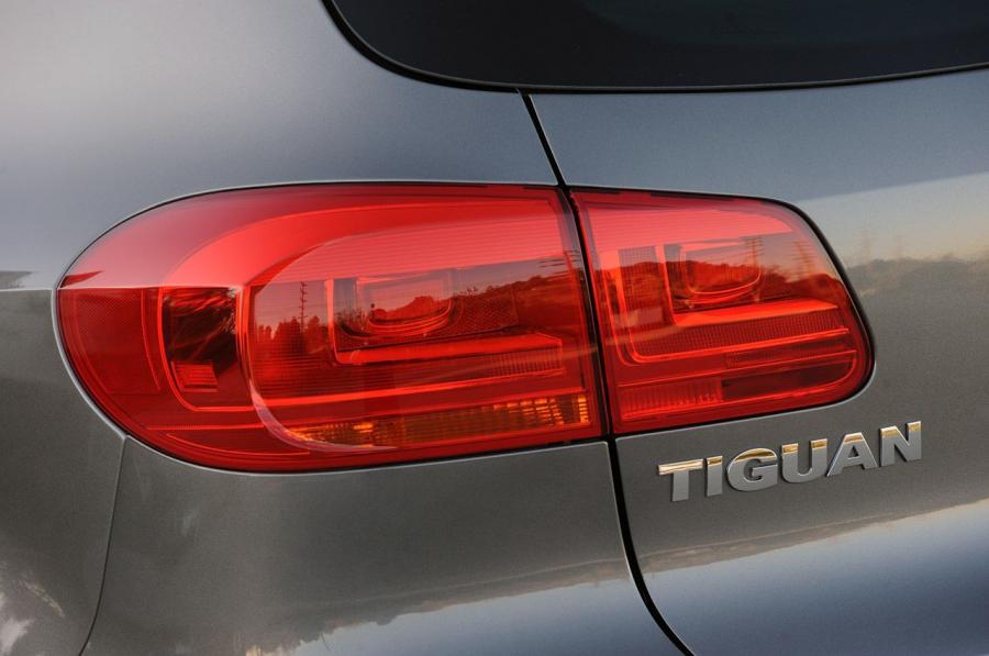  Volkswagen Tiguan 2011 года  (фото 86 из 146)